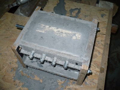 Düsenstock gegossen.JPG (191.82 KiB) 26787 mal betrachtet Nachdem alle Luft raus ist